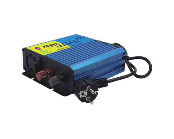 300 Watt Pure Sine Wave Power Inverter with Charger