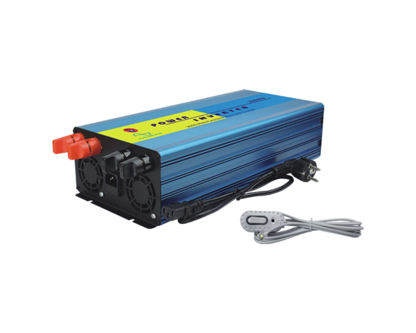 2000 Watt Pure Sine Wave Power Inverter with Charger