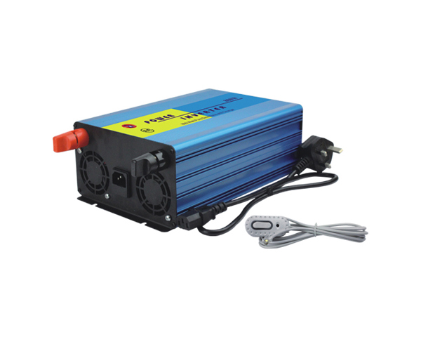800 Watt Modified Sine Wave Power Inverter with Charger